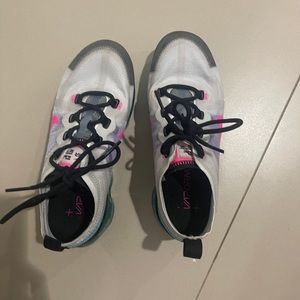 Vapor max Nike sneakers